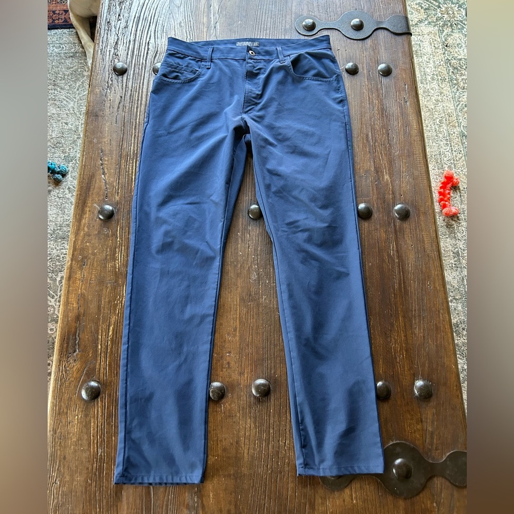 Van Heusen Men's Navy Dress Pants